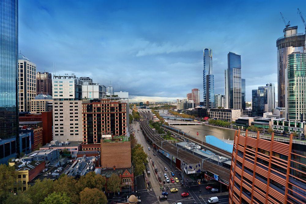 Aura On Flinders Serviced Apartments Melbourne City Exterior foto