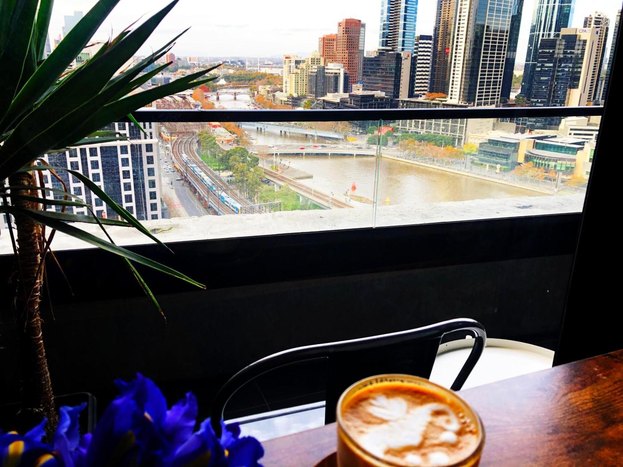 Aura On Flinders Serviced Apartments Melbourne City Exterior foto