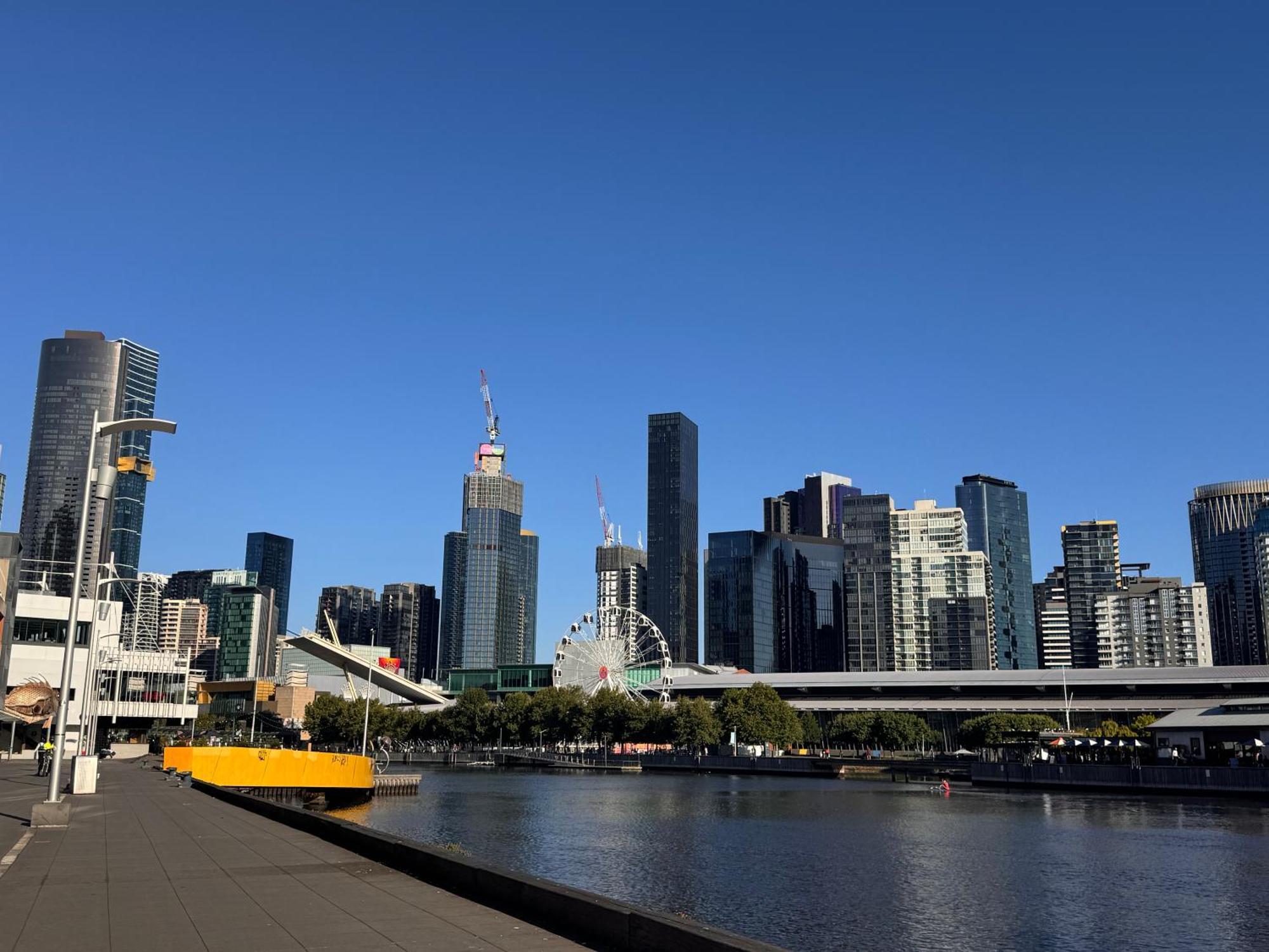 Aura On Flinders Serviced Apartments Melbourne City Exterior foto