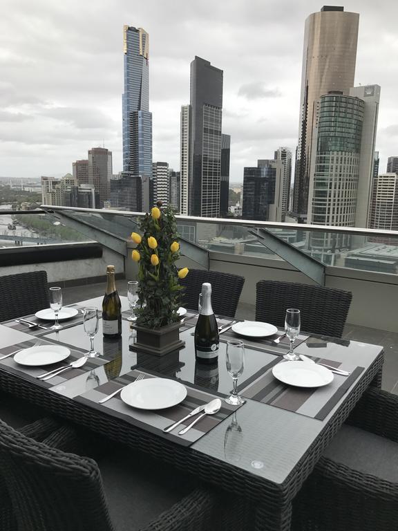 Aura On Flinders Serviced Apartments Melbourne City Exterior foto